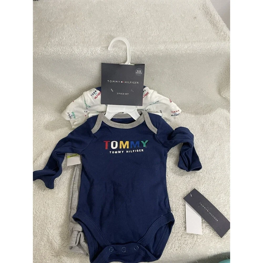 Tommy Hilfiger Infant 3 Piece Set Boy 3-6 Mo NWT